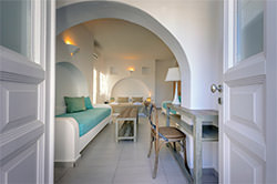Aspalathras White Hotel Folegandros - Interior View